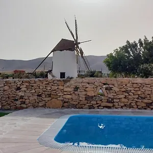 casita-rural-molino-de-la-corte.in-canary-islands.com/